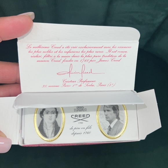 Creed Spring Flowers Box - Picture 3 of 3